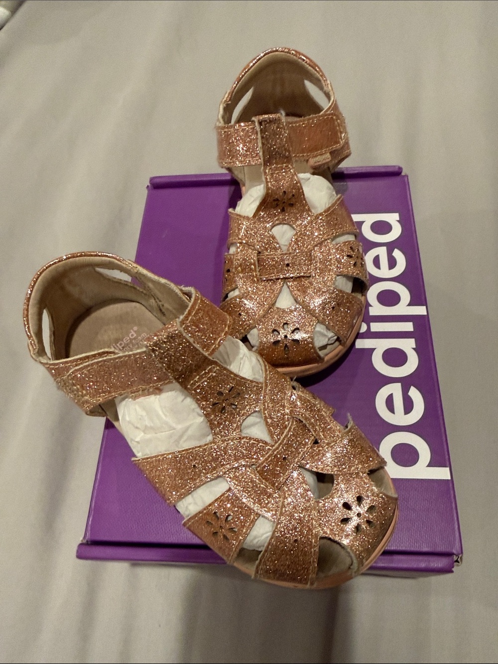 pediped Rose Gold Glitter sandals, flex NIKKI excellent condition size girls 26